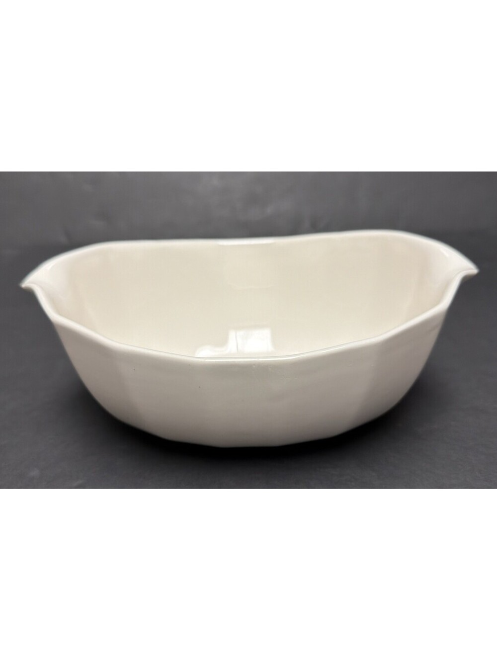 VTG Double Pour Spout Oval Serving Bowl Off White Unmarked 7 3/8” X 4 7/8” Gravy